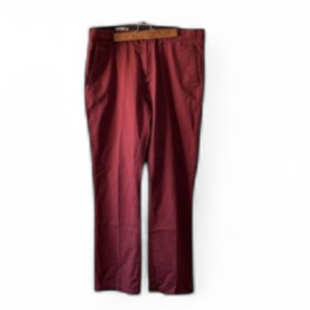 Men’s size 38 Volcom Burgundy Trousers
